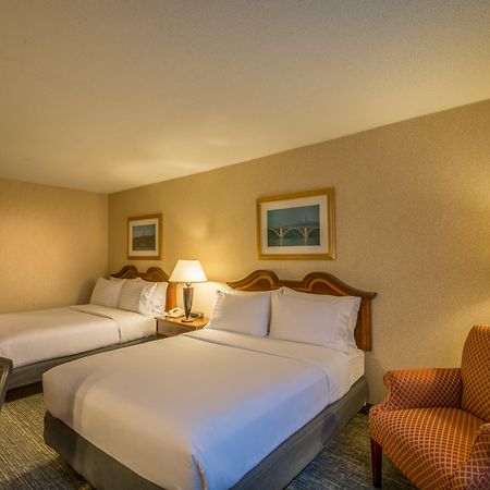 Holiday Inn Arlington At Ballston By Ihg Exterior foto
